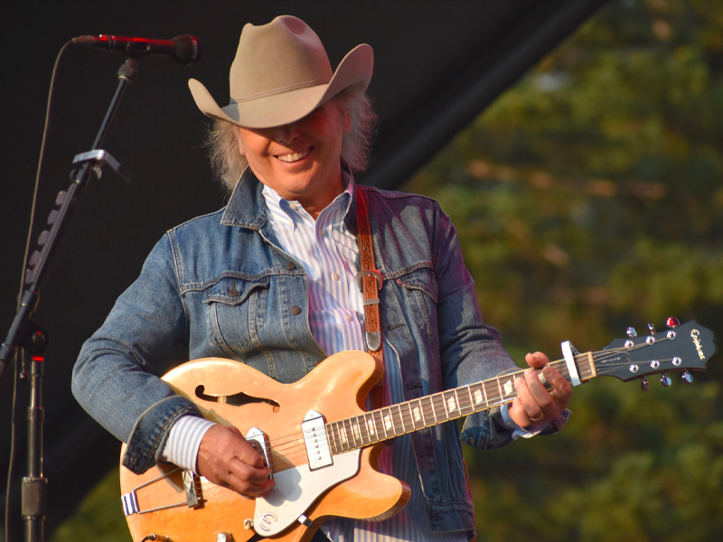 Dwight Yoakam